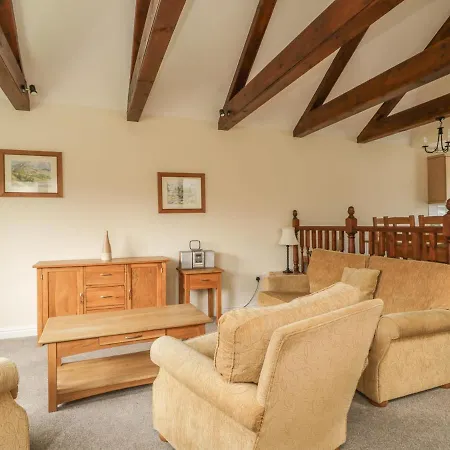 Prázdninový dům Whitbarrow 24